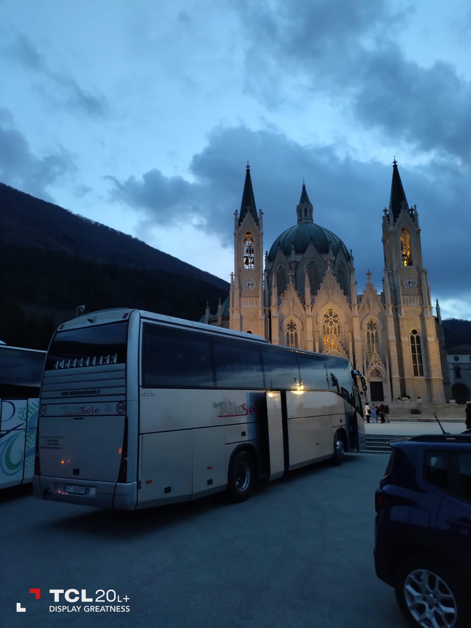 Bus 1